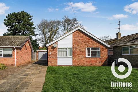 2 bedroom detached bungalow for sale, Brent Avenue, Snettisham