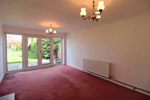 2 bedroom detached bungalow for sale, Brent Avenue, Snettisham