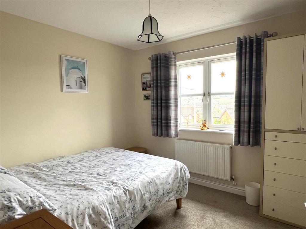 Bedroom: