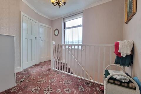 3 bedroom end of terrace house for sale, Thornhill Gardens, Barking