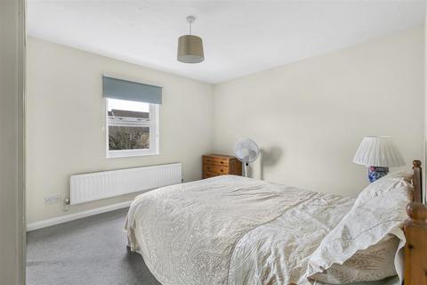 53 College Fields, Cambridge, CB4 1YZ