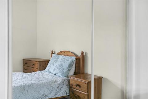 53 College Fields, Cambridge, CB4 1YZ