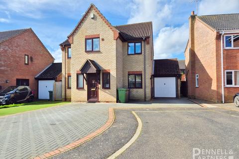 4 bedroom detached house for sale, Peakes Drive, Whittlesey PE7