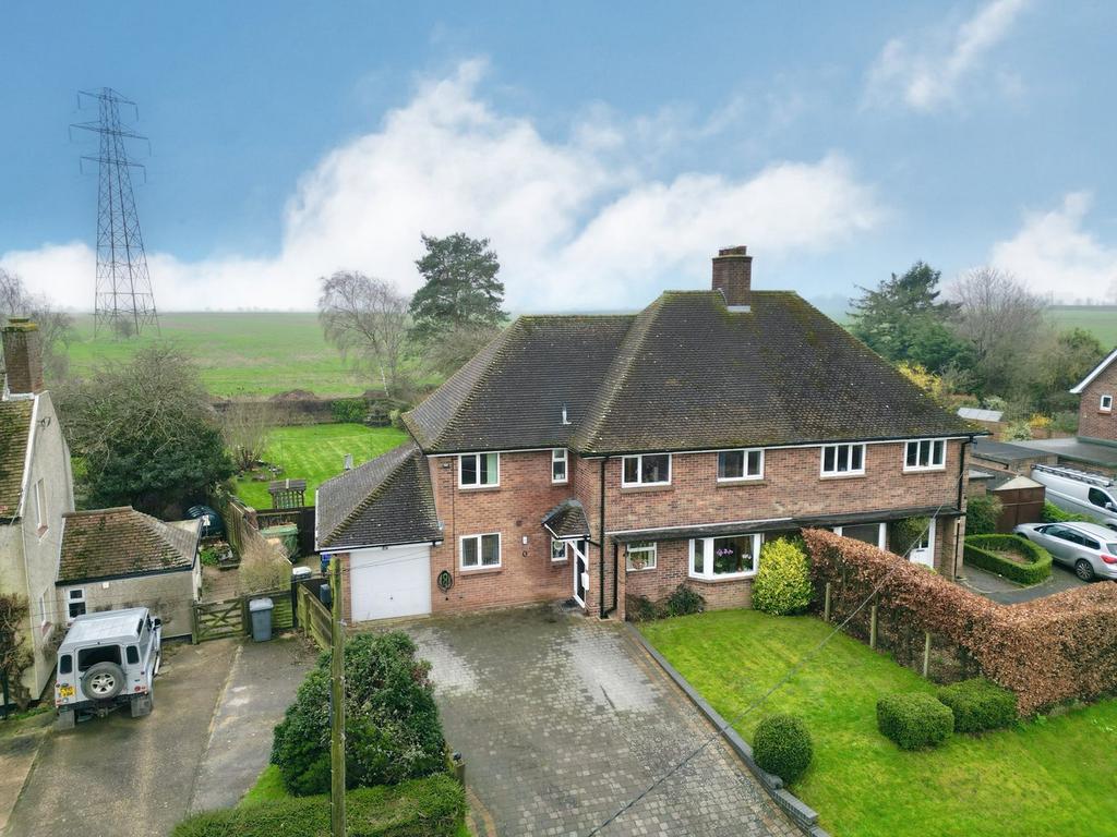 St Neots PE19 4 bed semidetached house for sale £495,000