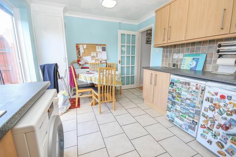 3 bedroom end of terrace house for sale, Lamport Court, King's Lynn, PE30