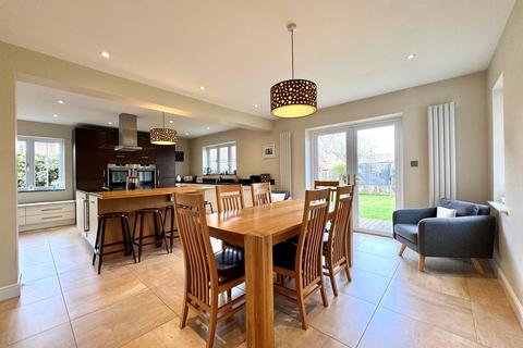 5 bedroom detached house for sale, Ock Meadow, Stanford in the Vale, SN7