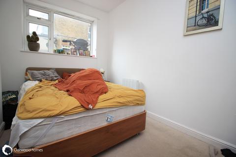 2 bedroom flat for sale - Lewis Crescent, Cliftonville, Margate