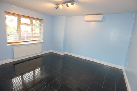 1 bedroom in a house share to rent, Arrow Yard, Broxbourne EN10