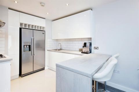 2 bedroom flat for sale, Jefferson Place, 1 Fernie Street M4