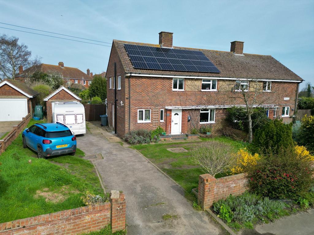Oak Hill, Hollesley, Woodbridge 4 bed semidetached house for sale £