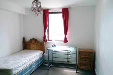 2 bedroom flat to rent, Maberly Street, The City Centre, Aberdeen, AB25