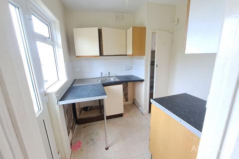 5 Berry Drive, Paignton, TQ3 3QW