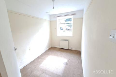 5 Berry Drive, Paignton, TQ3 3QW