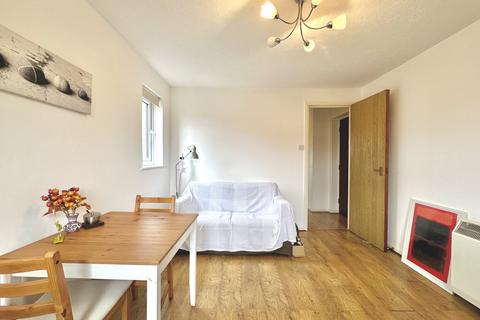 1 bedroom flat for sale, Sterling Gardens, New Cross, SE14