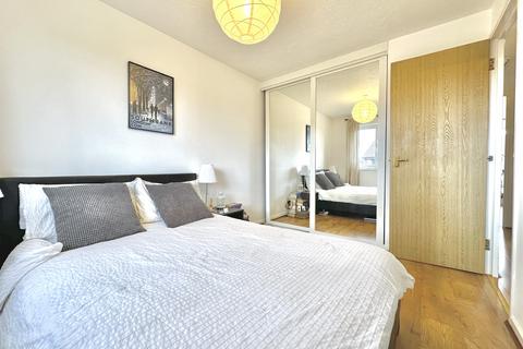 149 Sterling Gardens, London, SE14 6DU