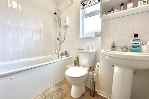 149 Sterling Gardens, London, SE14 6DU