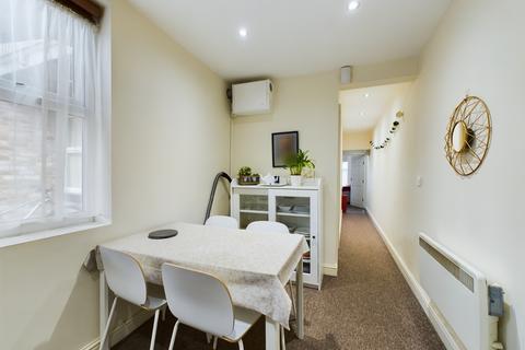 2 bedroom flat to rent, Ecclesall Road, Ecclesall, Sheffield, S11