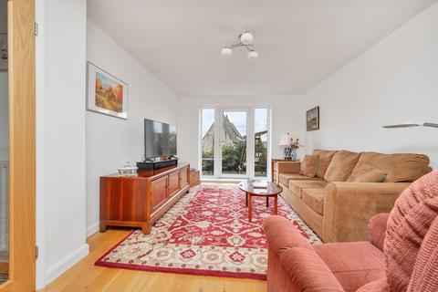 5 Coronation Road, Corby Glen, Grantham, NG33 4LZ