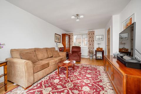 5 Coronation Road, Corby Glen, Grantham, NG33 4LZ