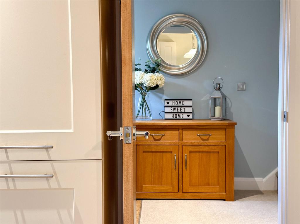 Stanton Harcourt, Witney OX29 4 bed detached house for sale £600,000