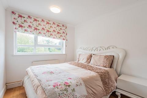 2 bedroom flat for sale, Lewisham Park, Lewisham