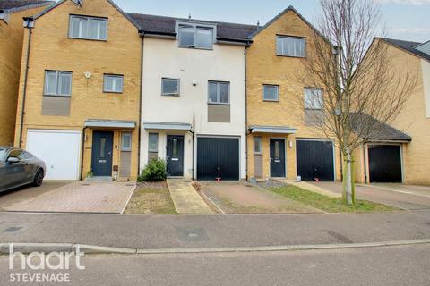 4 bedroom terraced house for sale, Lulworth Close, Stevenage