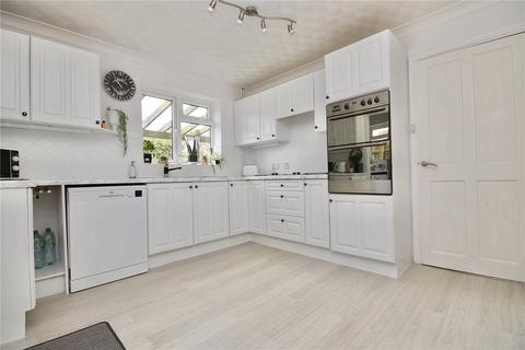 18 Kitchener Way, Shotley Gate, Ipswich, IP9 1RW