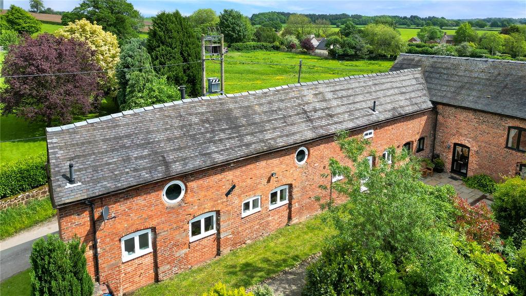 4 Sutton Barns, Lower Sutton, Newport 3 bed barn conversion for sale