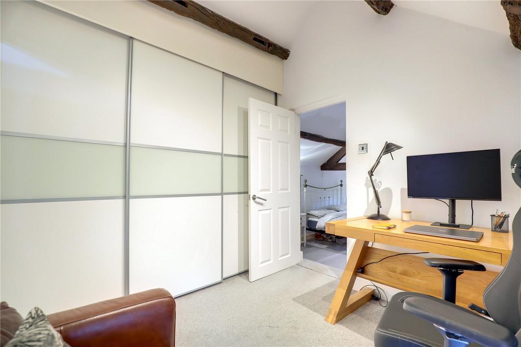 Dressing Room/Office