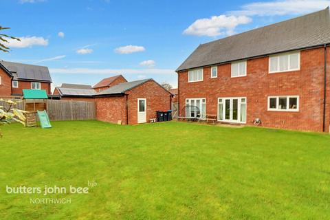 5 bedroom detached house for sale, Wildings Grove, Northwich