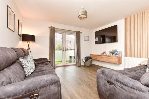 2 bedroom ground floor flat for sale, Salomons Grove, Southborough, Tunbridge Wells, Kent