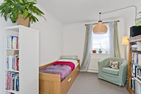 3 bedroom flat for sale, Orchard Brae Avenue, Edinburgh EH4