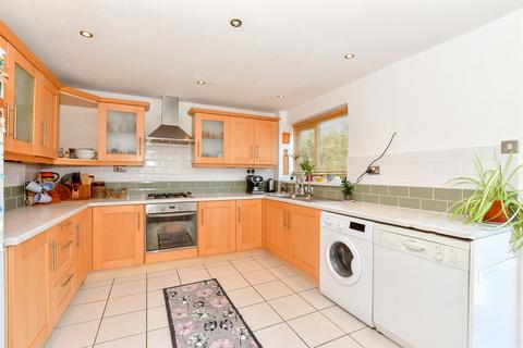 3 bedroom detached house for sale - The Hawthorns, Broadstairs, Kent