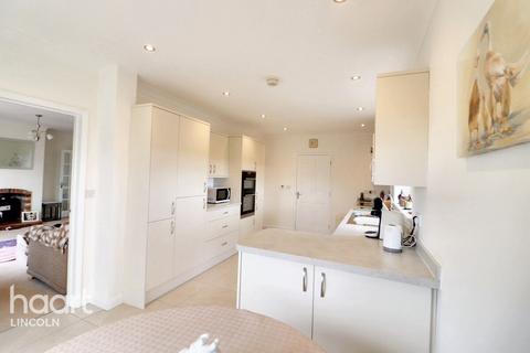 36 Fen Road, Timberland, Lincoln, LN4 3SD