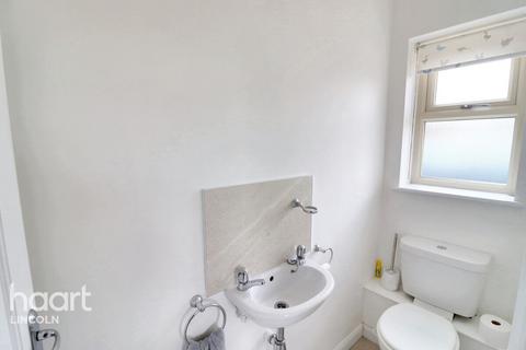 36 Fen Road, Timberland, Lincoln, LN4 3SD