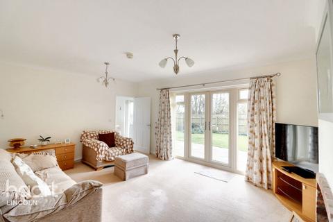 36 Fen Road, Timberland, Lincoln, LN4 3SD