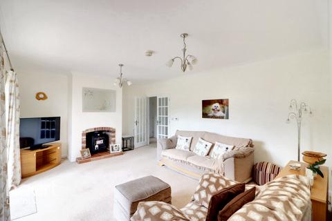 36 Fen Road, Timberland, Lincoln, LN4 3SD