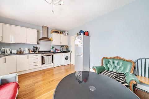2 bedroom flat for sale, Engleheart Road, Catford
