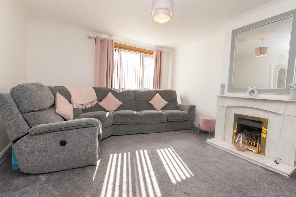 Elizabeth Drive, Boghall, West... 2 bed terraced house for sale £119,500