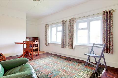 3 bedroom end of terrace house for sale, Woodlands Avenue, Rustington, Littlehampton, West Sussex, BN16