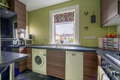 10 Kennington Avenue, Loanhead, EH20 9HZ