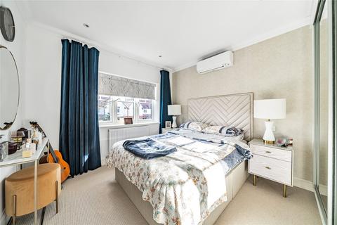 4 bedroom detached house for sale, Weston Avenue, West Molesey, Surrey, KT8