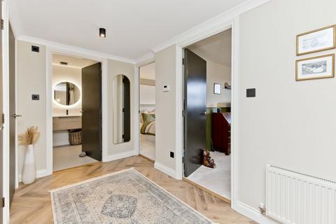 1/17 Ocean Way, Edinburgh, EH6 7DG
