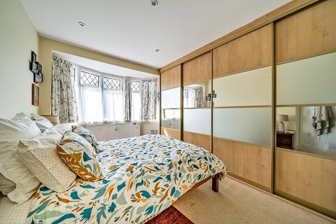 12 Worton Gardens, Isleworth, TW7 4BB