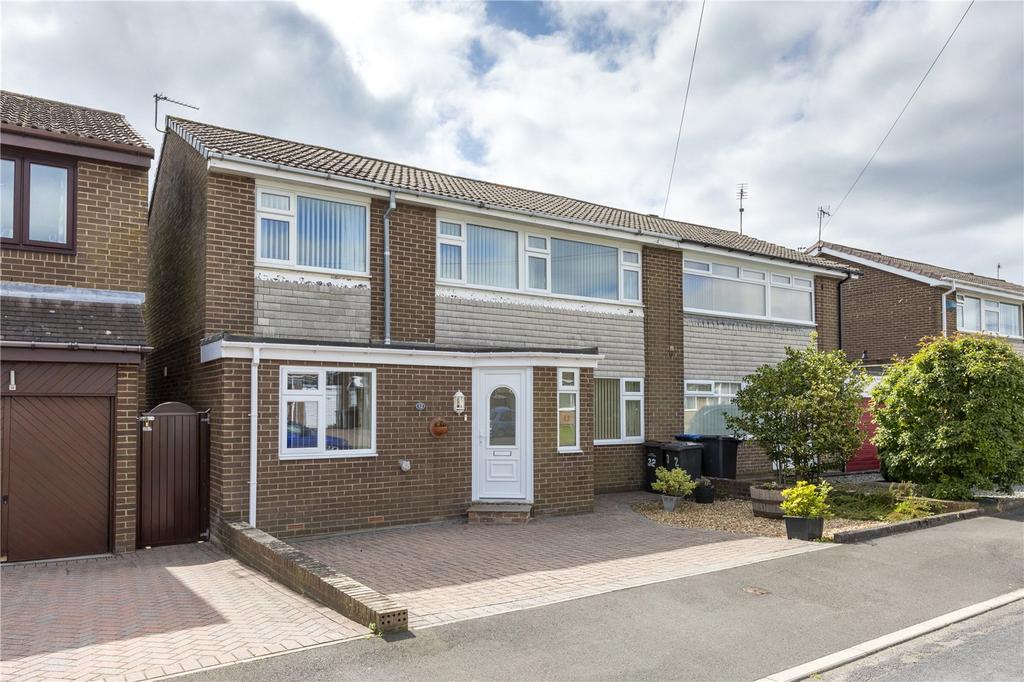 Worcester Road, Newton Hall, Durham, DH1 4 bed semidetached house for