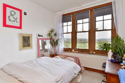 1 bedroom flat for sale, Millers Road, Brighton, East Sussex
