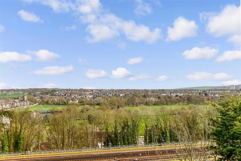 1 bedroom flat for sale, Millers Road, Brighton, East Sussex