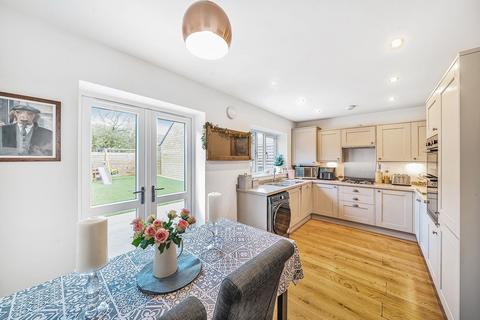 63 Thomas Drive, Killinghall, Harrogate, HG3 2FA