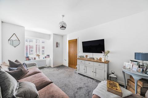 63 Thomas Drive, Killinghall, Harrogate, HG3 2FA