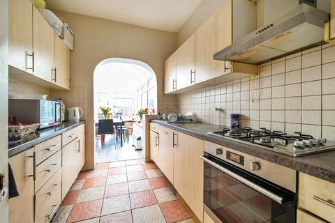 3 bedroom terraced house for sale, Minard Road, Catford